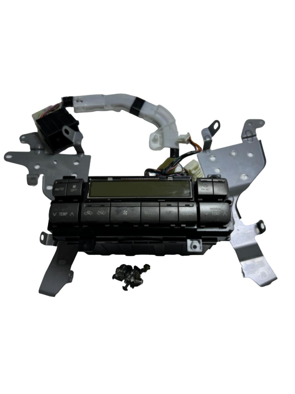 Lexus GX470 20032004 Climate Control Unit NonNavigation 8865060770