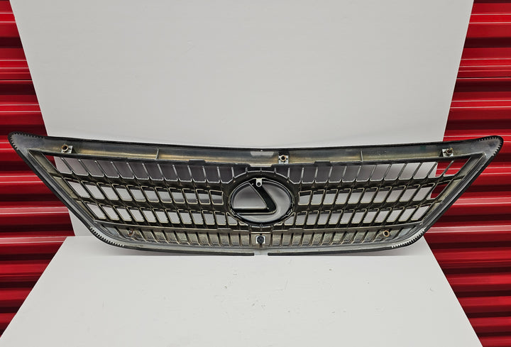 Lexus RX400h front grille OEM emblem – used condition