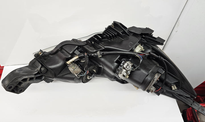  Side view of 2015–2017 Subaru Legacy Outback RH xenon headlight OEM part