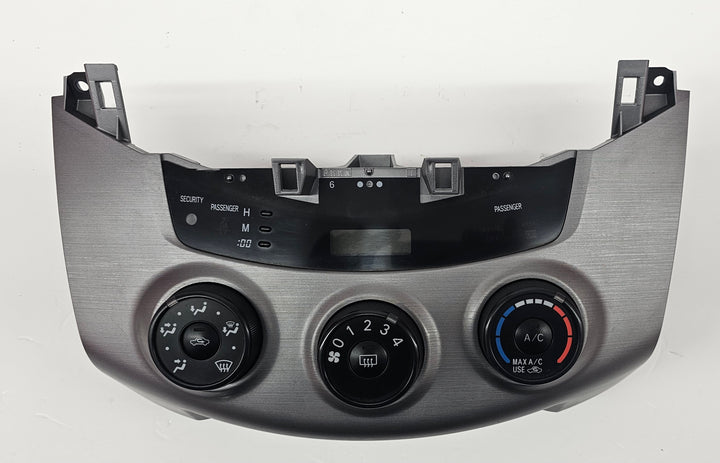 Used 2006–2012 Toyota RAV4 temperature control panel with OEM fitting