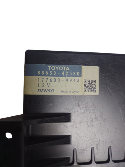 Toyota RAV4 2006-2012 AC Amplifier Temperature Control Module 88650-42380 Used OEM